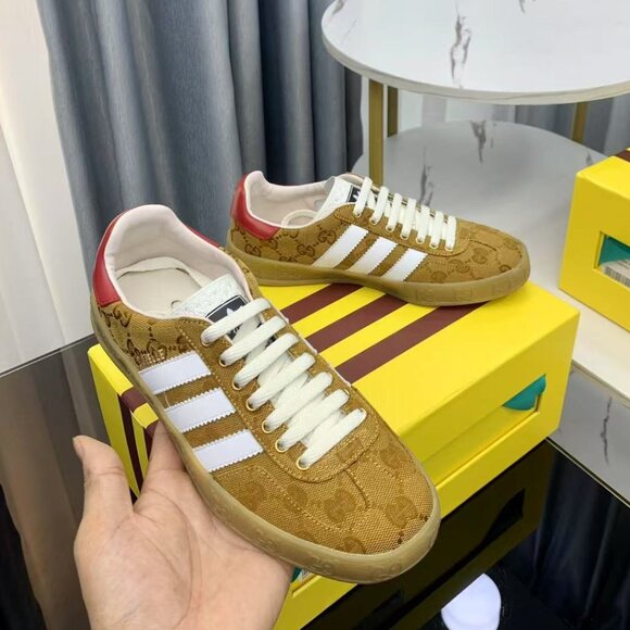 Adidas x Gucci Gazelle Sneaker Tan Monogram Wom - Picture 4 of 9